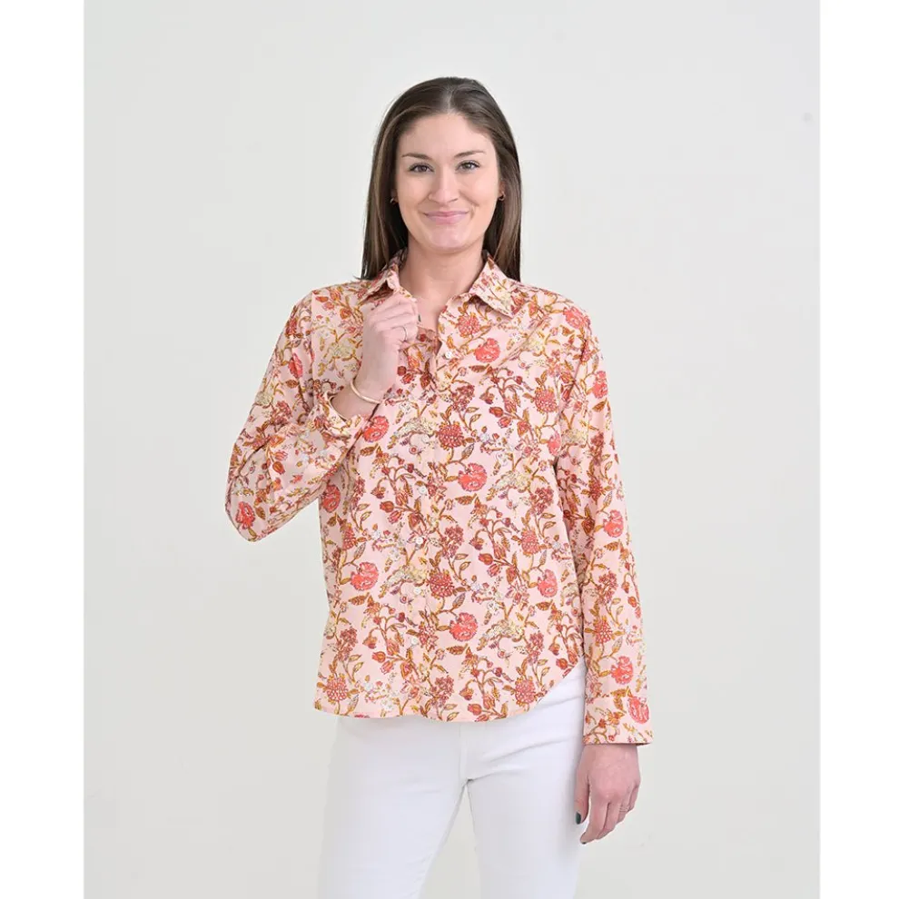 Mila Floral Blush Button Down Blouse
