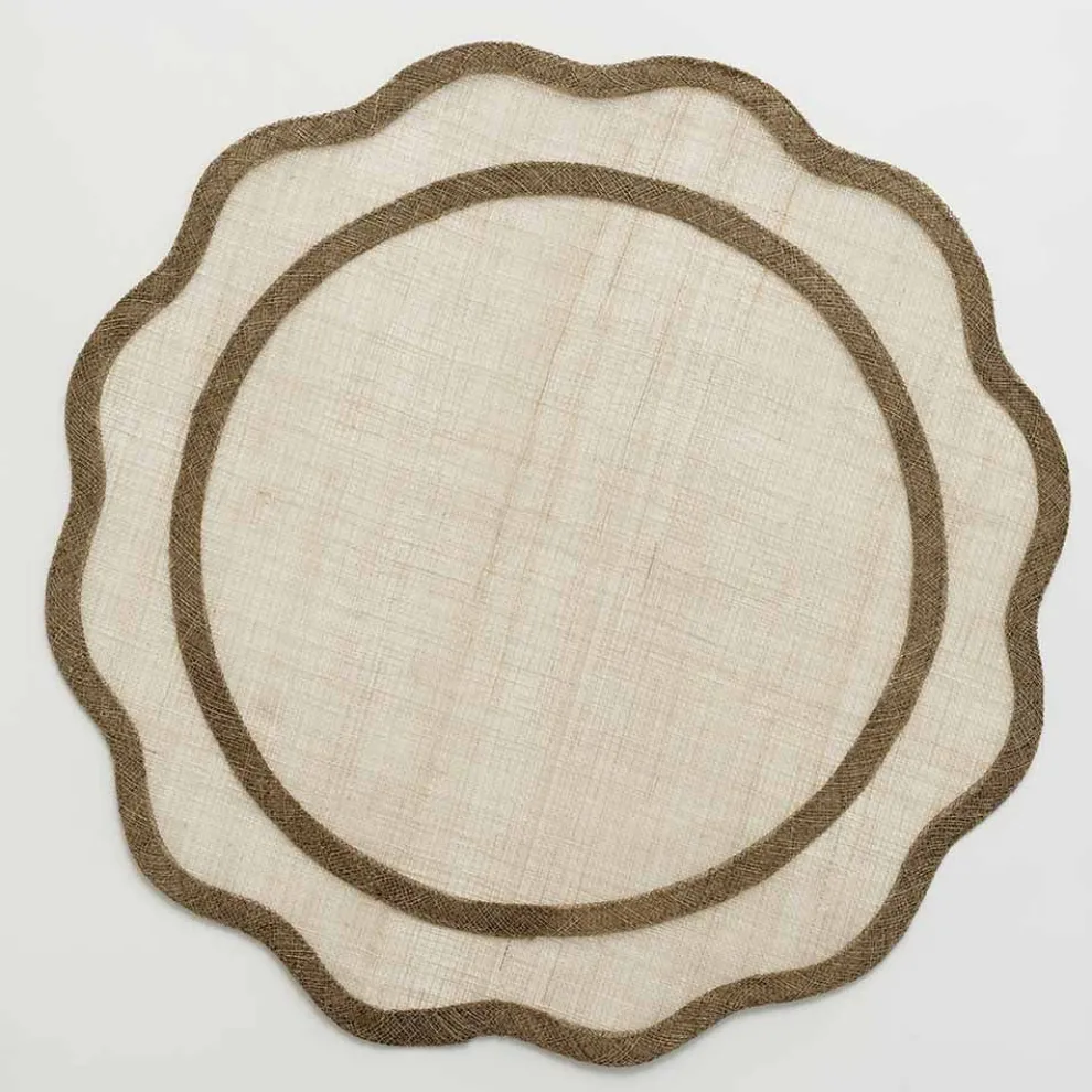 Brown Scalloped Rice Paper Placemats