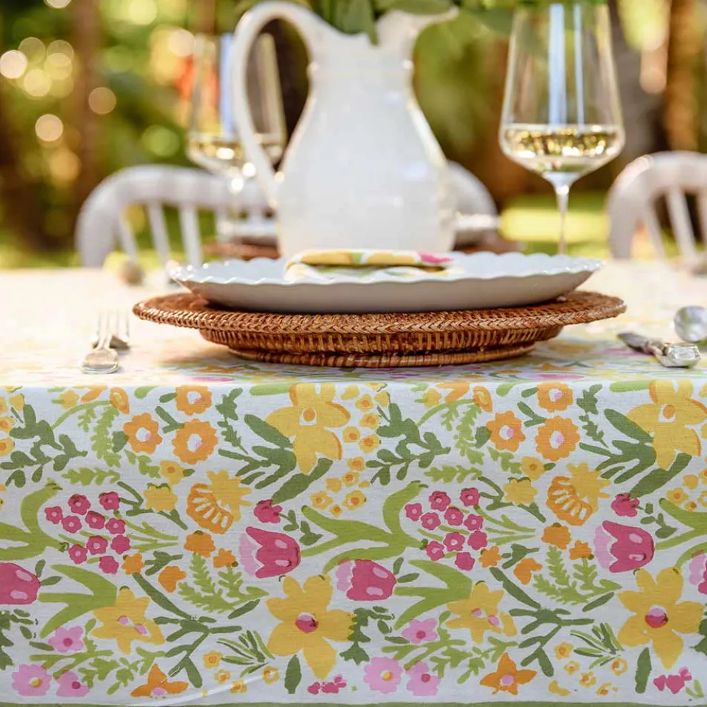 70s Flower Tablecloth