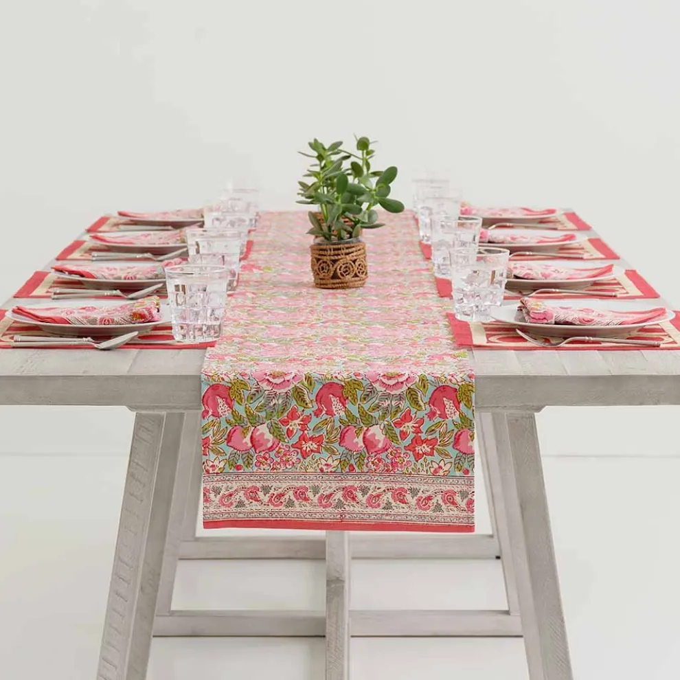 Wildflower Garden Table Runner