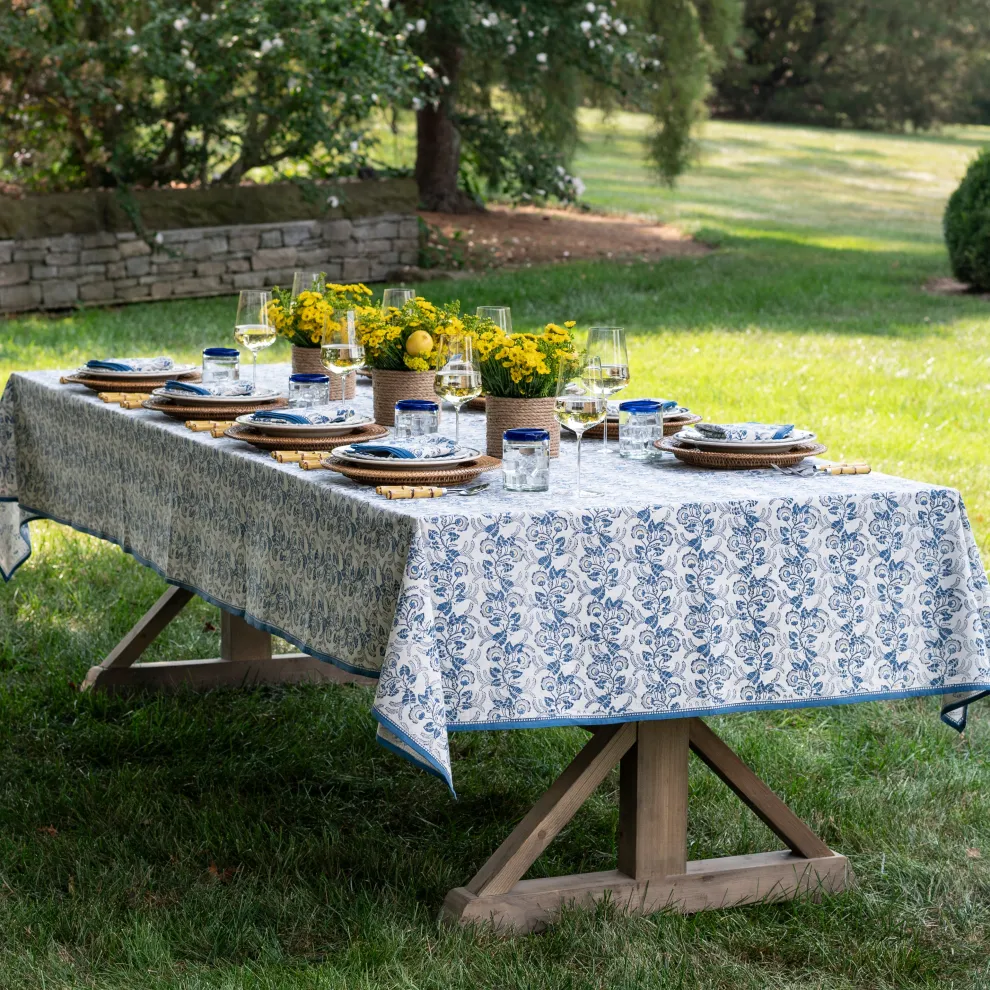 Gardenia Vine Azure Tablecloth