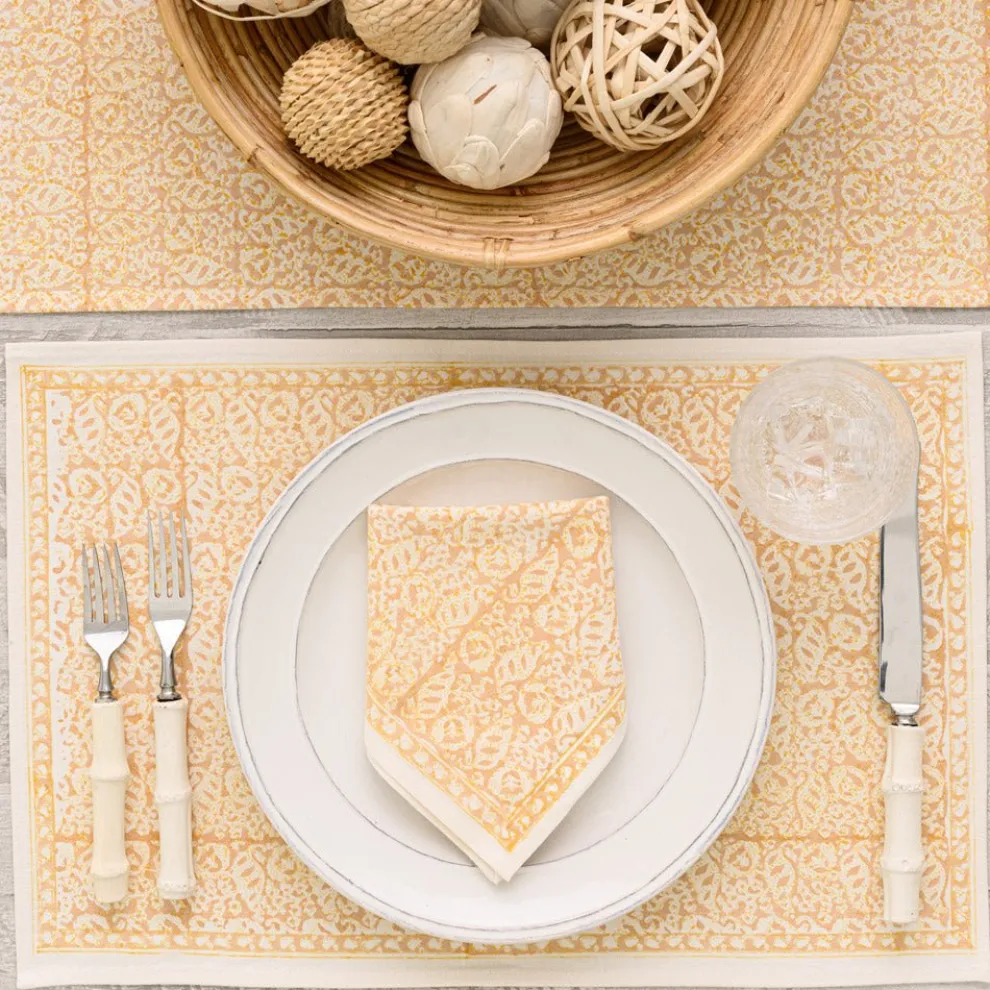 India Hicks Home Seashell Golden Placemat | Set of 4