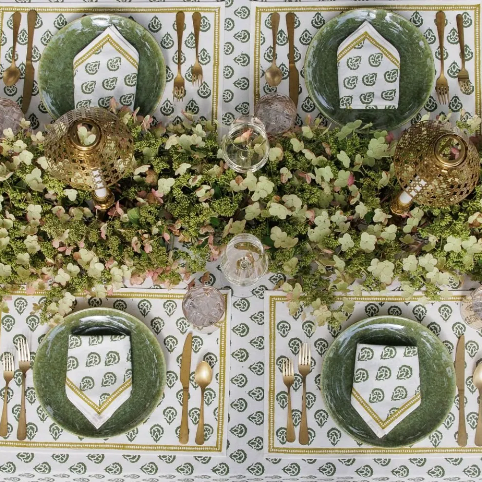 India Hicks Home Carnation Hunter Green Tablecloth