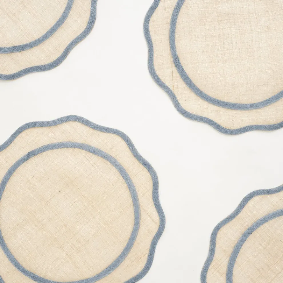 Blue Scalloped Edge Natural Fiber Placemats | Set 4